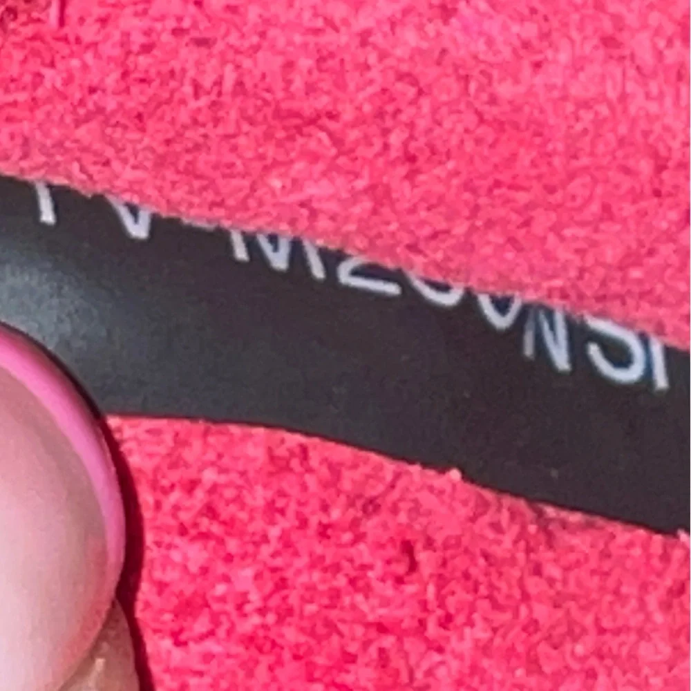 Valentino Garavani Rockstud Clutch - Picture 8 of 9